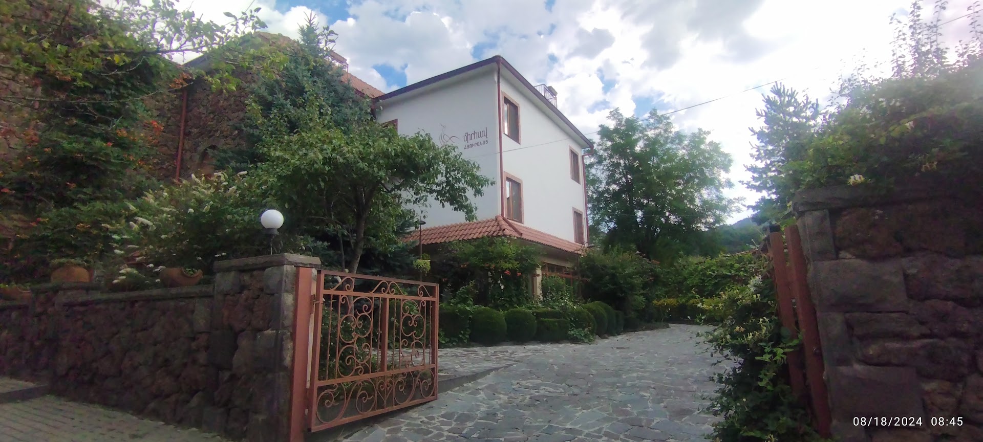 MIHAV HOTEL IN GORIS